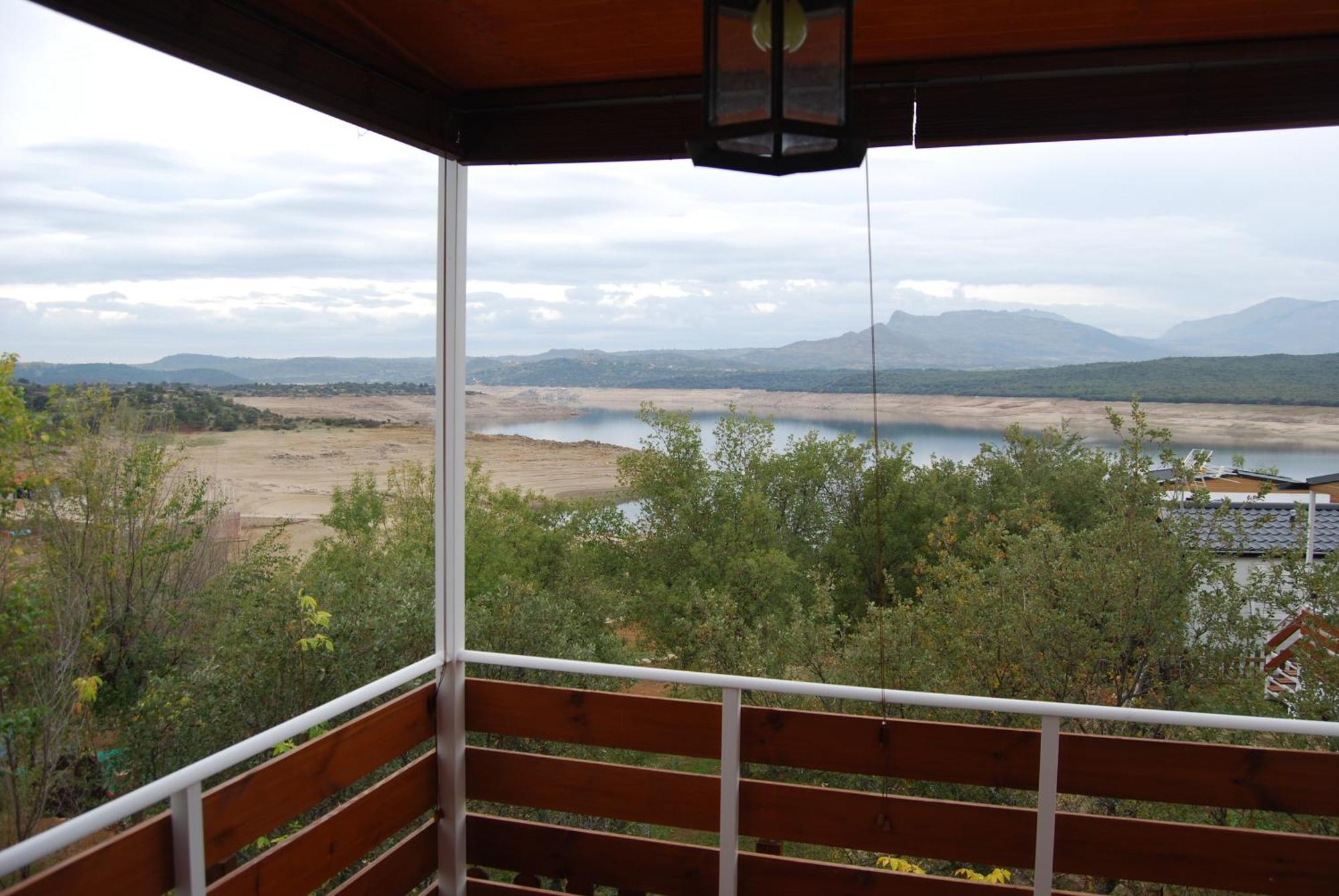 Camping De Cervera De Buitrago Exterior photo