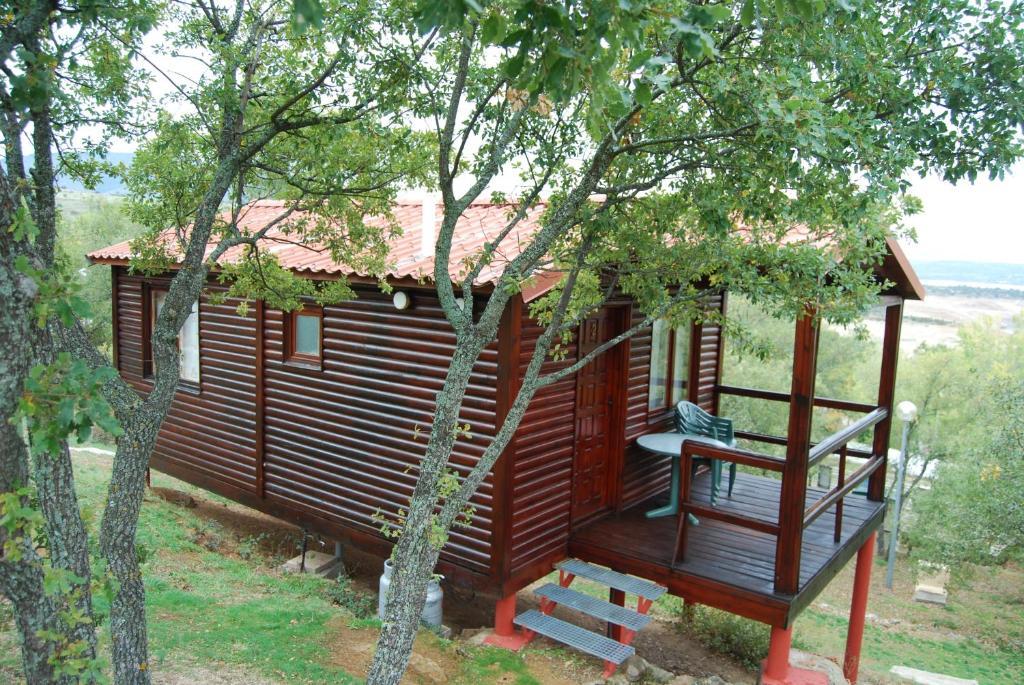 Camping De Cervera De Buitrago Exterior photo